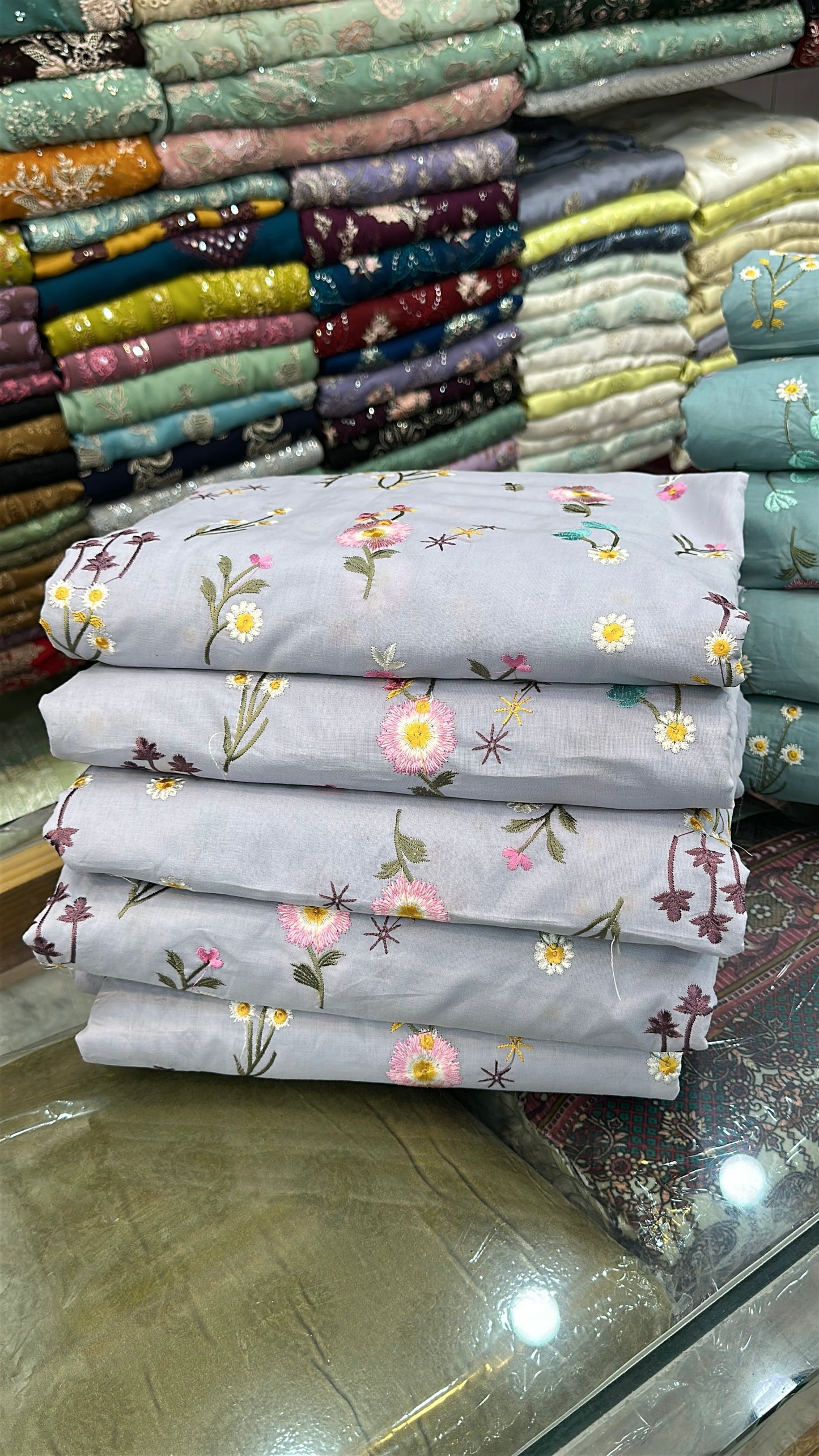 Indian boti pure lawn with chiffon dupatta 3pc