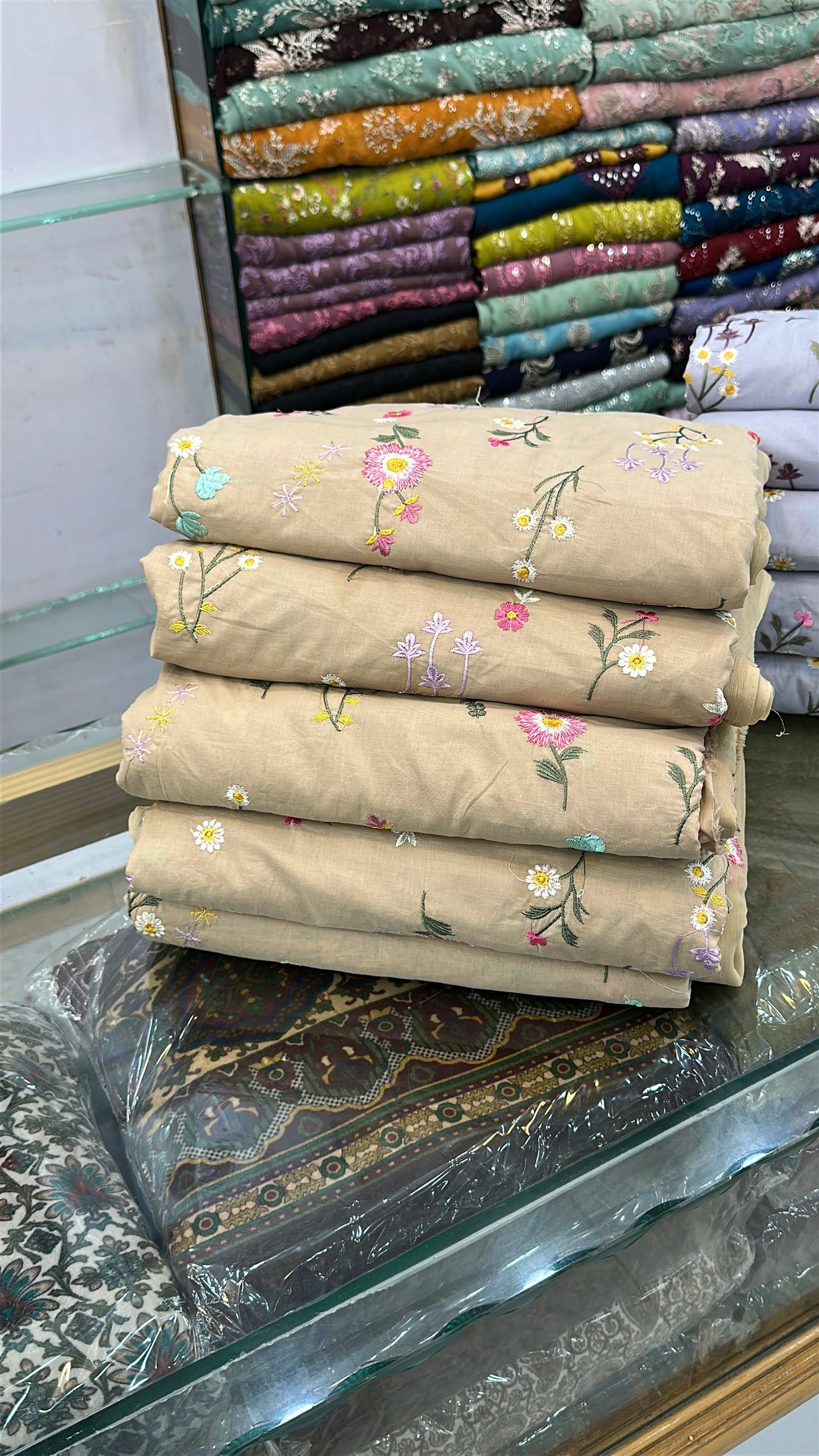 Indian boti pure lawn with chiffon dupatta 3pc